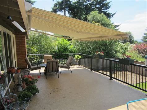 retractable awning  drop screen craftsman deck portland  pike awning company houzz