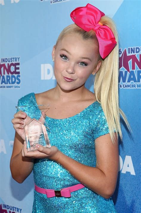 ‘dance moms stars maddie ziegler jojo siwa share a hug while raising