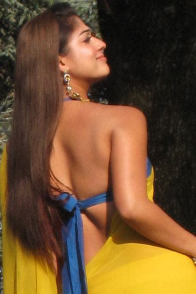hot film actress gallery sexy nayanthara hot backless