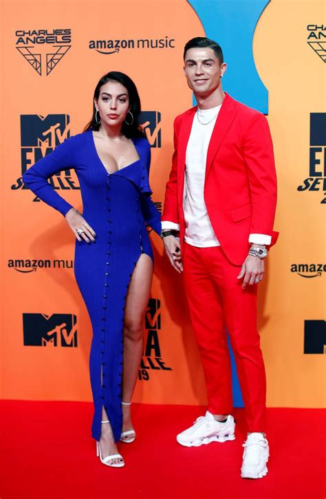 Georgina Rodriguez Cleavage The Fappening Leaked Photos
