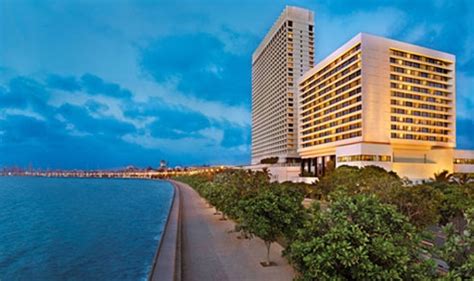 oberoi mumbai complete  star hotel images map local information