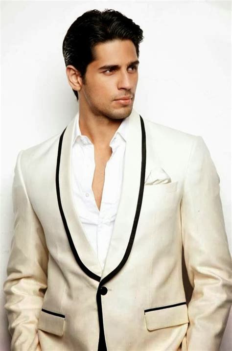 shirtless bollywood men siddharth malhotra