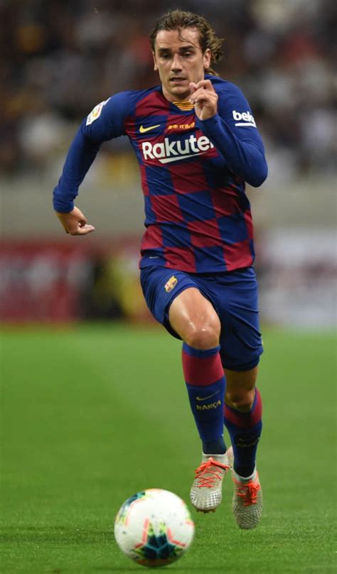 barcelona transfer news  neymar  deal closed   days rakitic  man utd football