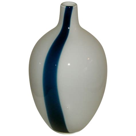 Mid Century Retro Danish Modern Era Hand Blown Art Glass Vase Cased