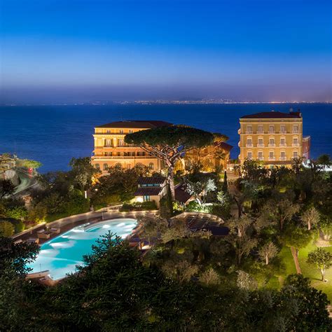 grand hotel excelsior vittoria sorrento amalfi coast  hotel