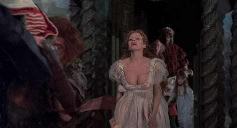 uma thurman nude but mostly covered the adventures of baron munchausen 1988 hd720 1080p