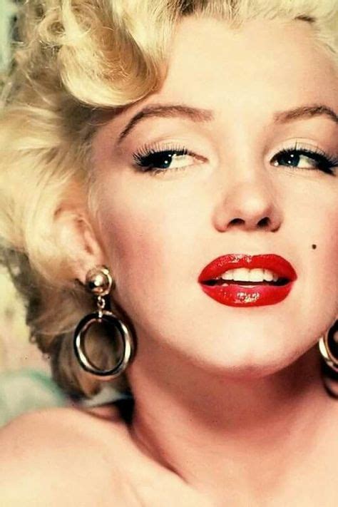 Pin Tillagd Av Ewa Lundberg På Marilyn Monroe Skönhet Kändisar Foton