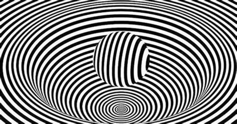 something very strange happens when you look at this optical illusion