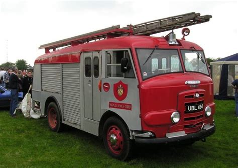 fire engines  ubl   berks reading