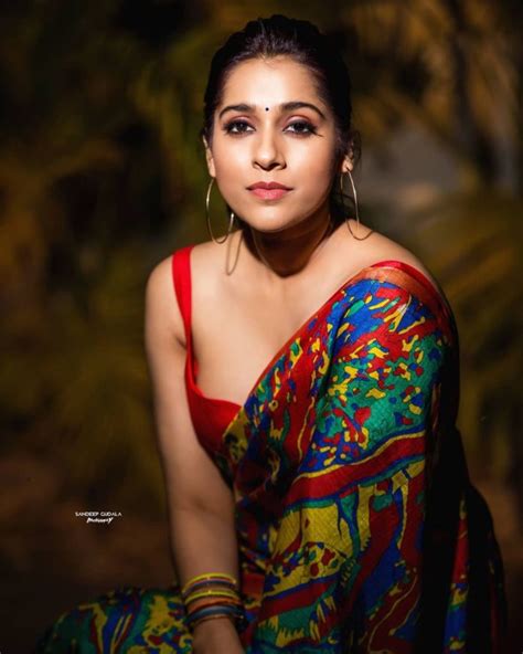 rashmi gautam gave  hope  film offers telugubulletincom