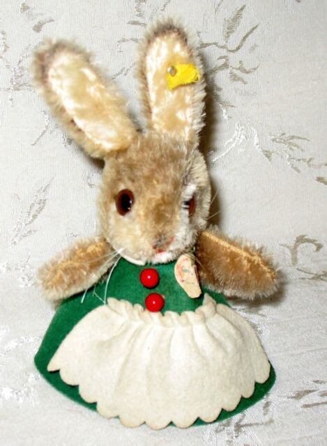 steiff easter toy bunny  button  worn tag