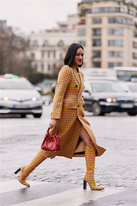 See The Latest Paris Fashion Week Street Style Fall 2019 Who What Wear Uk