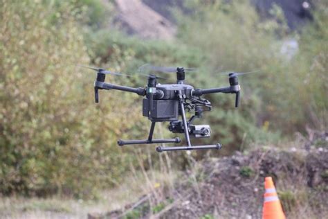 video footage shows police helped  drone     arrests nottinghamshire