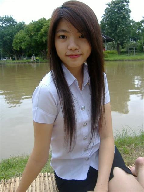 thai cute girl photos thai teen girl university