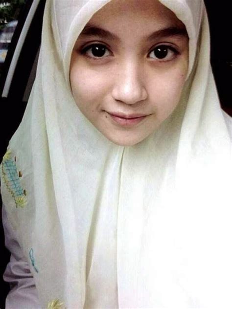 Dusewa Nabilah Jkt48 Cantik Menawan Dengan Berjilbab Foto