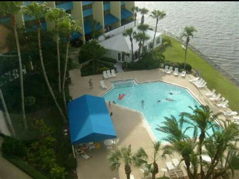 discount   doubletree guest suites tampa bay hotel united