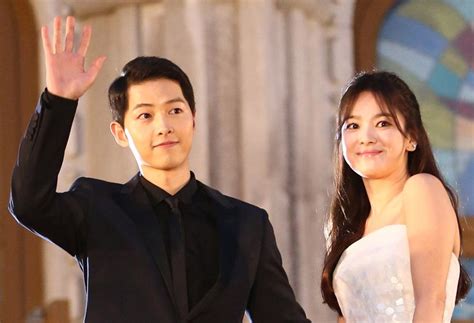 “descendants of the sun” stars to wed in october