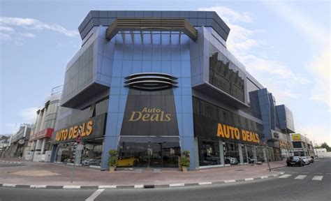 buy  luxury car  dubai uae auto deals