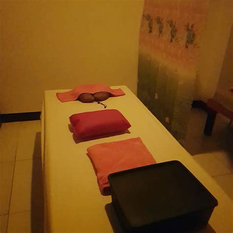 yolo spa massage massage spa   ayala center