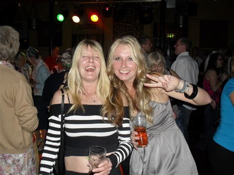 Lisa390 45 From Sheffield Is A Local Granny Looking For