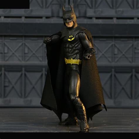 Neca 1989 Batman Action Figure Michael Keaton 25th Anniversary 18cm