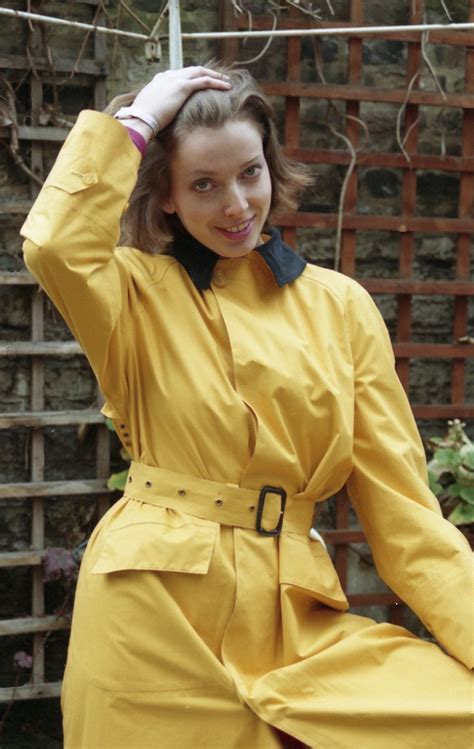 Yellow Single Texture Mackintosh Rainwear Girl Rain Fashion Rain Wear