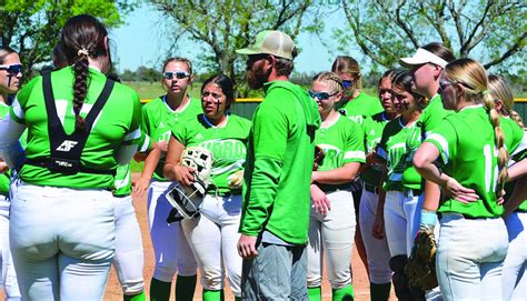 Wins Continue For Lady Gobblers Dewitt County Today