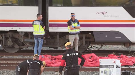 Encuentran Un Cuerpo Entre Vagones De Tren Que Podría Ser El De Álvaro