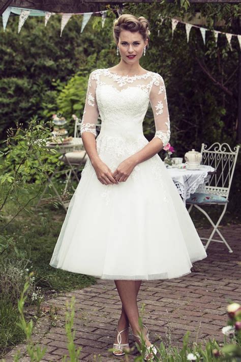 The Most Stunning Wedding Dresses For Older Brides