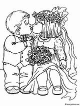 Trouwen Colorare Bodas Casamientos Bambini Heiraten Bacio Bruiloft Marriage Bacetto Piccini Ausmalbilder Ehe Casamento Malvorlage Zo Compartilhar Downloaden Uitprinten Vriend sketch template