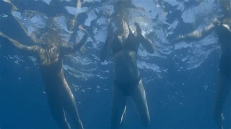 nude video celebs melanie doutey sexy entre amis 2015