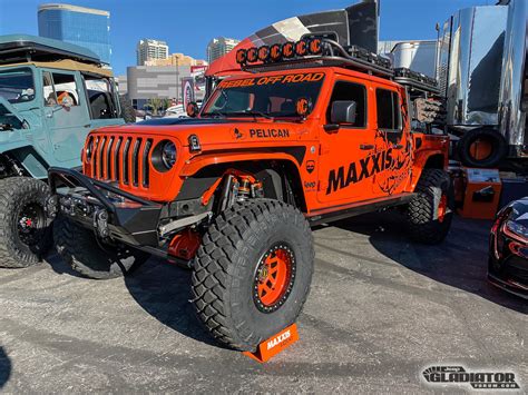 rebel  road punkn gladiator build sema  jeep gladiator jt