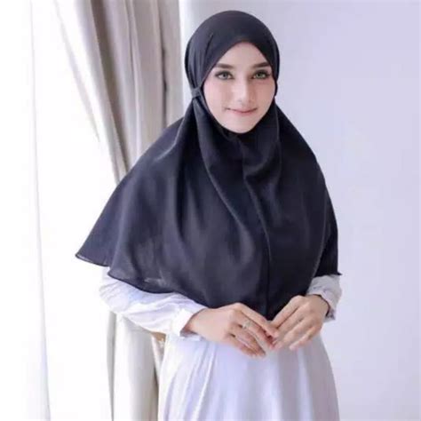 terbaru  warna lengkap jilbab bergo maryam