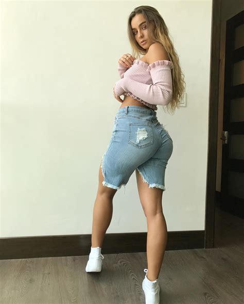 Sommer Ray Sexy Pictures 44 Pics Sexy Youtubers