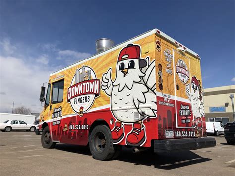 local food trucks  weathering  pandemic