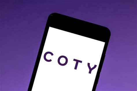 coty posts surprise profit  demand  beauty products recovers
