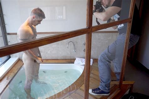 skippy baxter jerks his huge dick in the hot tub free naked gay men big dicks