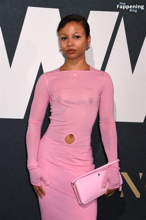 Myha’la Herrold Flashes Her Nude Tits At The Wwd Honors In Nyc 9