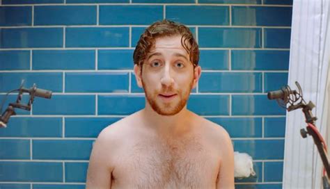 Bizarre Reason Why People Cant Stop Watching Video Of A Man Shaving