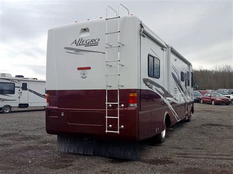 workhorse custom chassis motorhome chassis   sale  cleveland west vehicle