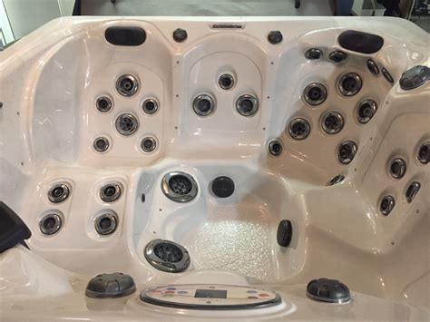 awesome high   master spas  twilight series  seat spa hot tub jacuzzi hot tub insider