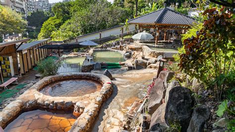 hotels closest  beitou hot springs park  beitou