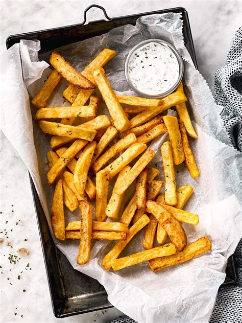 homemade air fryer french fries thme  paleo friendly