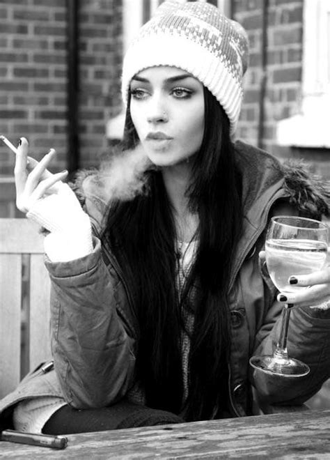 638 best cute smoking girls images on pinterest smokers play woman