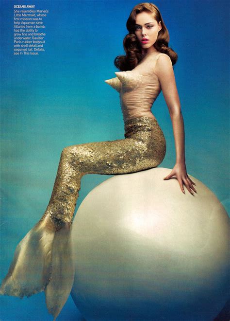 Fotos Sensuales De Las Supermodelos Posando Como Sirena