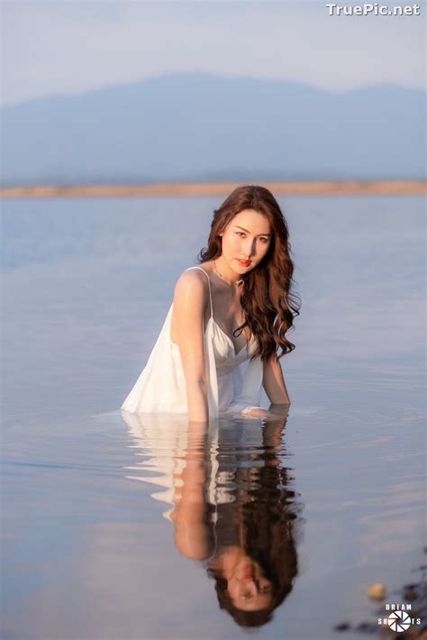 White Sexy Girl And The Beach Thailand Model Rungsiya Chuanchom Ảnh đẹp