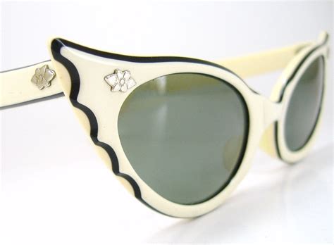 Reserved Vintage 50s Cat Eye Sunglasses Bat Wing Design Sunglasses