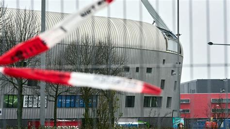 ado den haag weet nog niet  stadion veilig genoeg  voor duel met telstar voetbal nunl