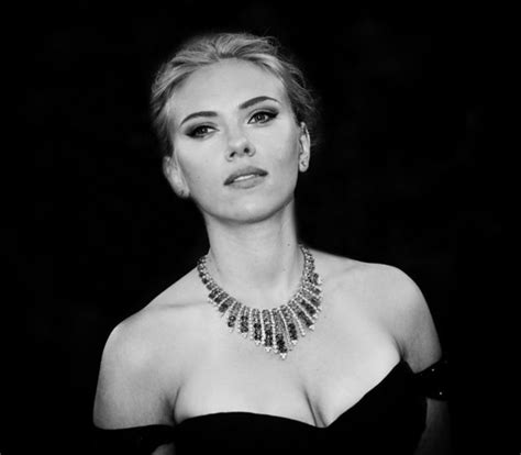 Wowzers Scarlett Johansson Compleet Naakt In Nieuwe Film