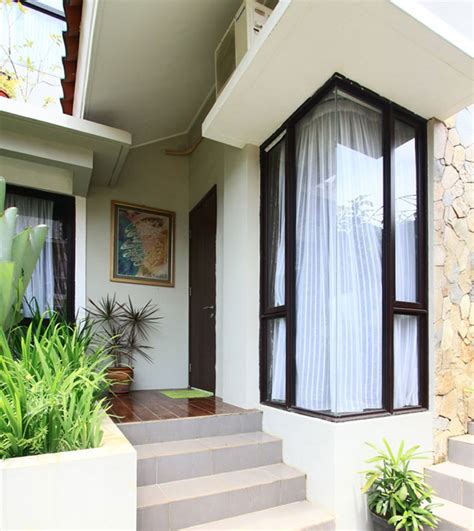 gaya terbaru desain rumah minimalis jendela sudut rumah minimalis